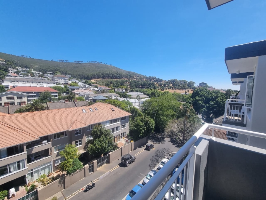 To Let 2 Bedroom Property for Rent in Tamboerskloof Western Cape